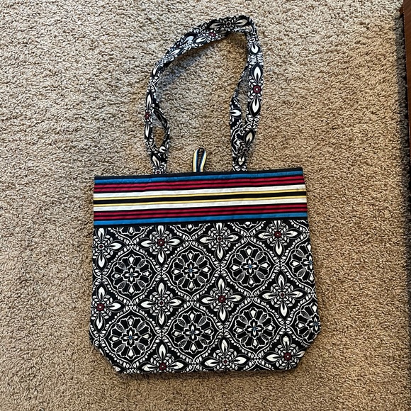 Vera Bradley Tote - Picture 2 of 3